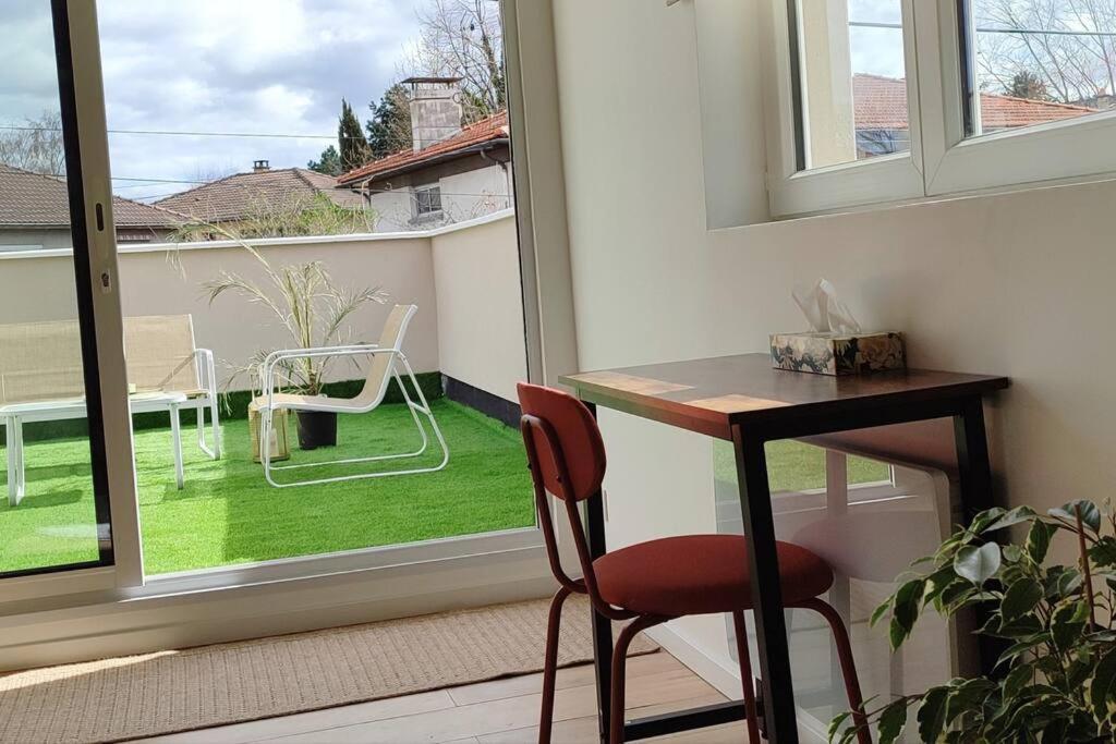 Maison Cosy Terrasse Ensoleille Clermont-Ferrand Exterior foto